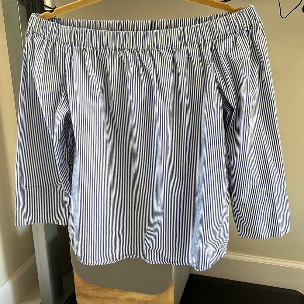 Zara Striped Blue/White Top Size Small